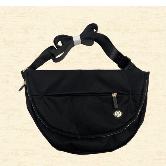 Micro lululemon athletica Black Crossbody Bag - Picture 2 of 6